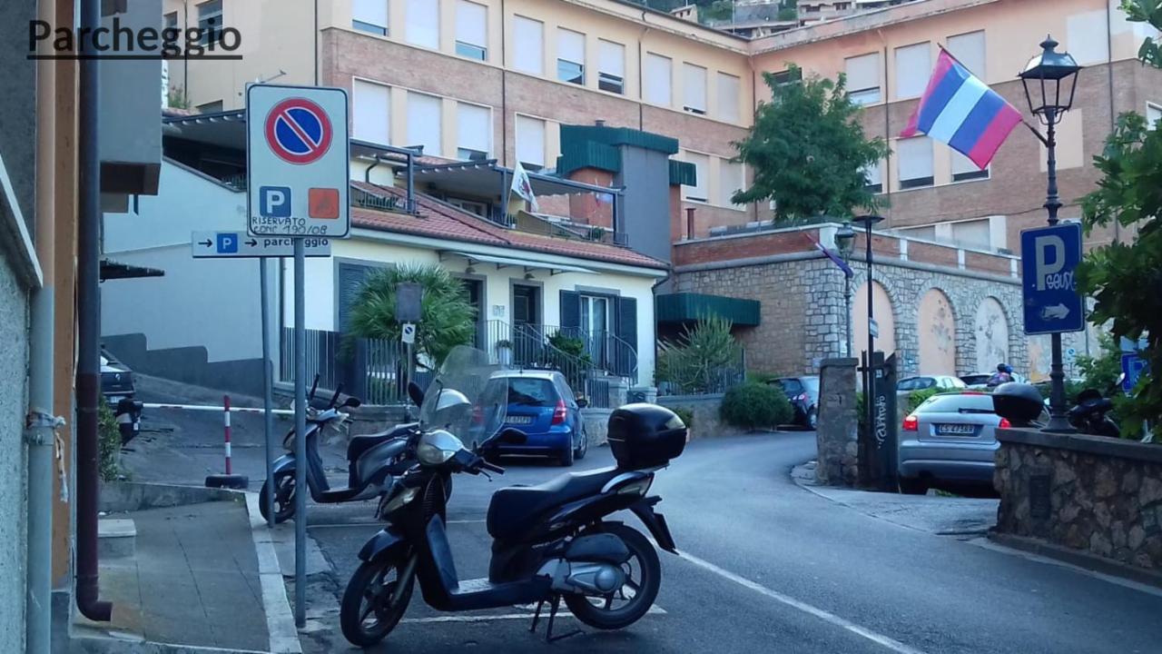 Ampio Monolocale Con Balcone Fronte Mare Villa Porto Santo Stefano  Luaran gambar