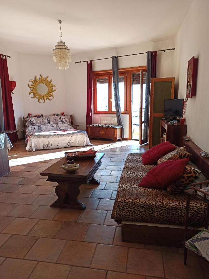 Ampio Monolocale Con Balcone Fronte Mare Villa Porto Santo Stefano  Luaran gambar