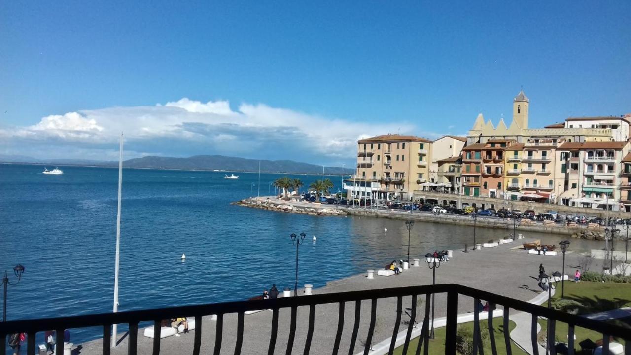 Ampio Monolocale Con Balcone Fronte Mare Villa Porto Santo Stefano  Luaran gambar